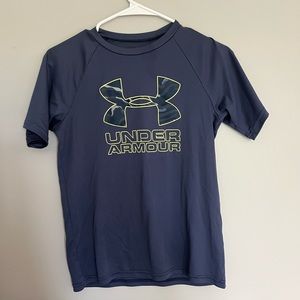 Under armour boys shirt